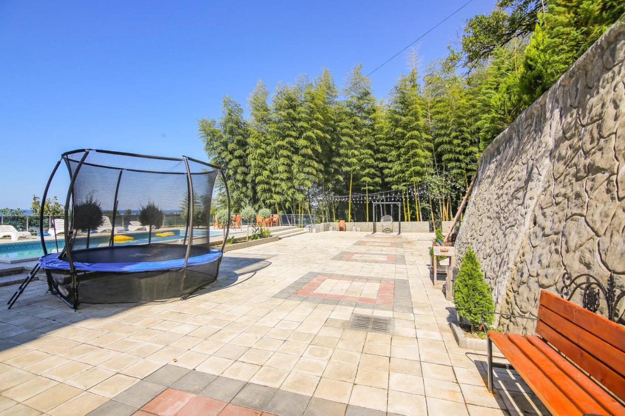 Мини - Гостиница "Любимый Дом" Zichisdsiri Exterior foto