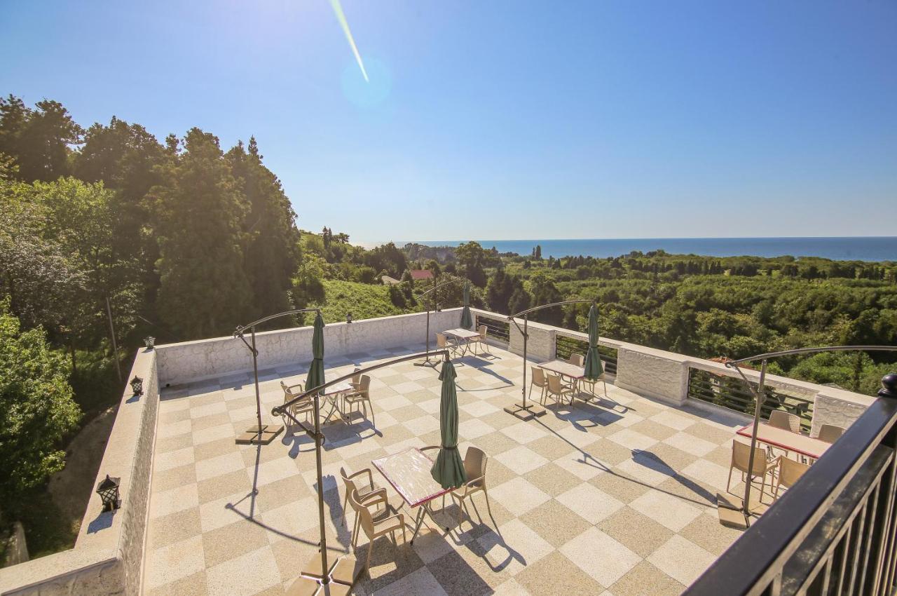 Мини - Гостиница "Любимый Дом" Zichisdsiri Exterior foto